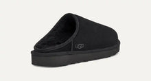 Load image into Gallery viewer, MEN'S CLASSIC SLIP-ON
