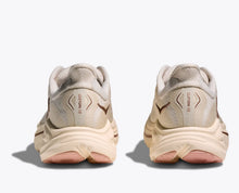 Load image into Gallery viewer, WOMEN'S CLIFTON 10
