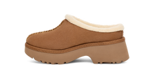 Load image into Gallery viewer, WOMEN&#39;S NEW HEIGHTS COZY CLOG
