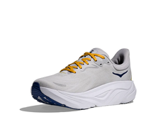 Load image into Gallery viewer, HOKA ARAHI 8 RUNNING SHOES

