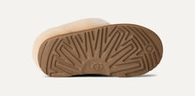 Load image into Gallery viewer, KIDS' BAILEY SLIPPER
