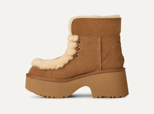 Load image into Gallery viewer, WOMEN'S ESMEE LACE UP
