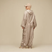 Load image into Gallery viewer, WOMEN'S CHIARA FULL ZIP HOODED JACKET
