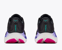 Load image into Gallery viewer, WOMEN'S CLIFTON 11
