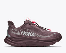 Load image into Gallery viewer, WOMEN'S CLIFTON 11 GTX
