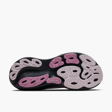 Load image into Gallery viewer, WOMEN'S ADRENALINE GTS 25
