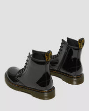 Load image into Gallery viewer, JUNIOR 1460 PATENT LEATHER LACE UP BOOTS
