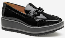 Load image into Gallery viewer, GRACELYN CHAIN LOAFER

