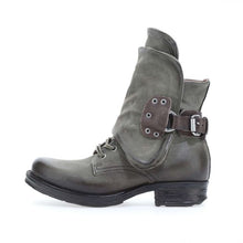 Load image into Gallery viewer, ANKLE BOOTS SIMON 259211
