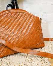 Load image into Gallery viewer, JAMIE WOVEN CROSSBODY

