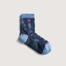 Load image into Gallery viewer, WOMEN'S FOLIAGE CREW SOCK
