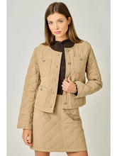Load image into Gallery viewer, QUILTED JACKET
