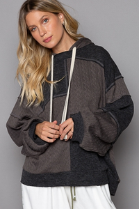 KNIT HOODIE