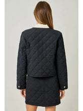 Load image into Gallery viewer, QUILTED JACKET
