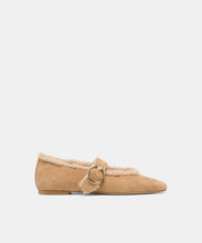Load image into Gallery viewer, MELLA PLUSH BALLET FLATS
