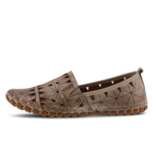 Load image into Gallery viewer, SPRING STEP FUSARO LOAFER SHOE WOMEN'S
