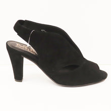 Load image into Gallery viewer, V-CUT SLING BACK HEEL
