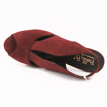 Load image into Gallery viewer, V-CUT SLING BACK HEEL
