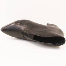 Load image into Gallery viewer, V-CUT BOOTIE
