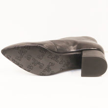 Load image into Gallery viewer, V-CUT BOOTIE
