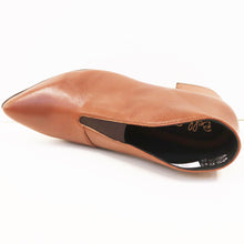 Load image into Gallery viewer, V-CUT BOOTIE
