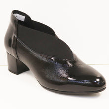 Load image into Gallery viewer, ELASTIC COLLAR BOOTIE
