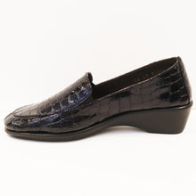 Load image into Gallery viewer, PATENT LOAFER
