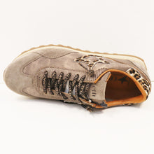 Load image into Gallery viewer, NUBUK SNEAKER
