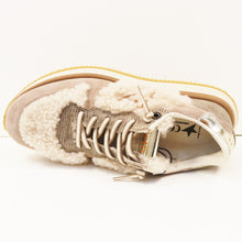 Load image into Gallery viewer, FUR SNEAKER
