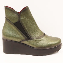 Load image into Gallery viewer, WEDGE BOOTIE
