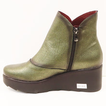 Load image into Gallery viewer, WEDGE BOOTIE
