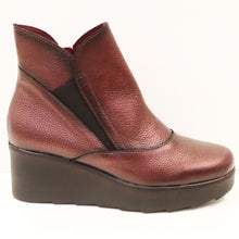 Load image into Gallery viewer, WEDGE BOOTIE
