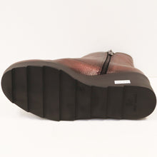 Load image into Gallery viewer, WEDGE BOOTIE
