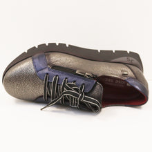 Load image into Gallery viewer, METALLIC OX
