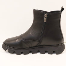 Load image into Gallery viewer, BUTTON BOOTIE
