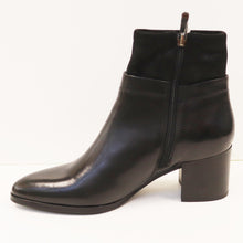 Load image into Gallery viewer, TAYLOR 44
