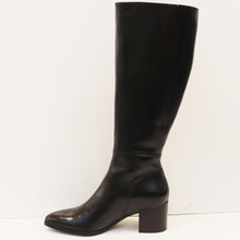 Load image into Gallery viewer, TAYLOR 16
