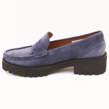 Load image into Gallery viewer, CARRERA
