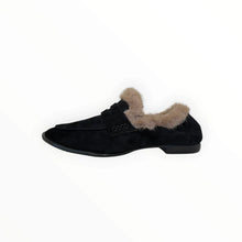 Load image into Gallery viewer, CLOEY PLUSH LOAFERS
