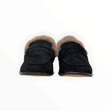 Load image into Gallery viewer, CLOEY PLUSH LOAFERS
