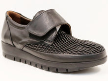 Load image into Gallery viewer, VELCRO WOVEN TOE CASUAL
