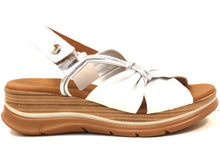 Load image into Gallery viewer, KNOTTED SANDAL
