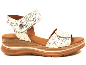 WEDGE PRINT SANDAL