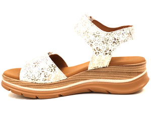 WEDGE PRINT SANDAL