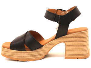 PLATFORM HEEL SANDAL