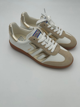 Load image into Gallery viewer, CLOUD SNEAKER
