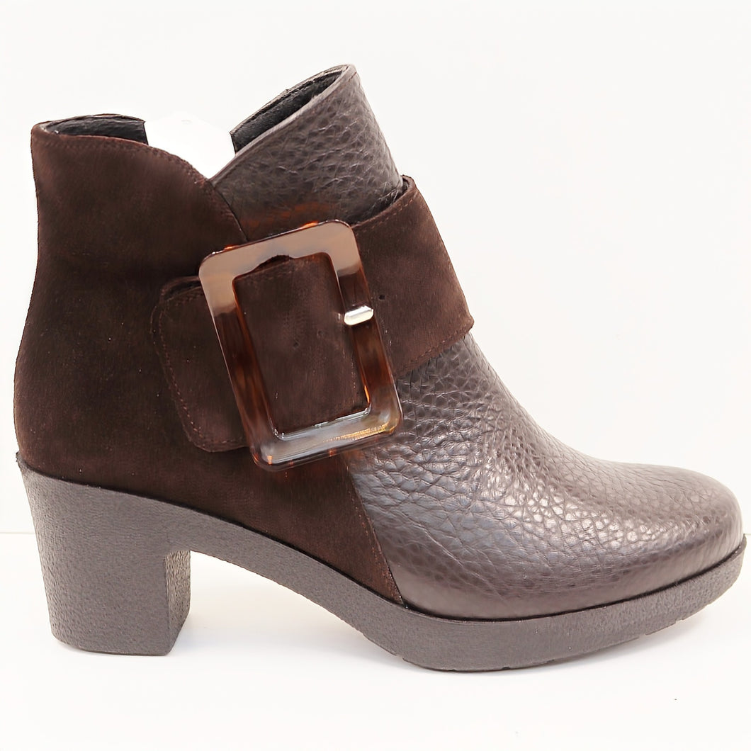 BUCKLE HEEL BOOTIE