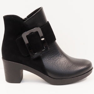 BUCKLE HEEL BOOTIE