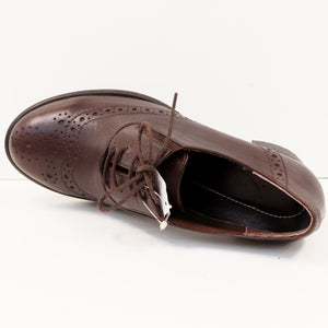 WINGTIP HEEL