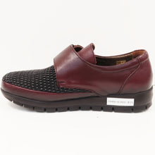 Load image into Gallery viewer, VELCRO WOVEN TOE CASUAL
